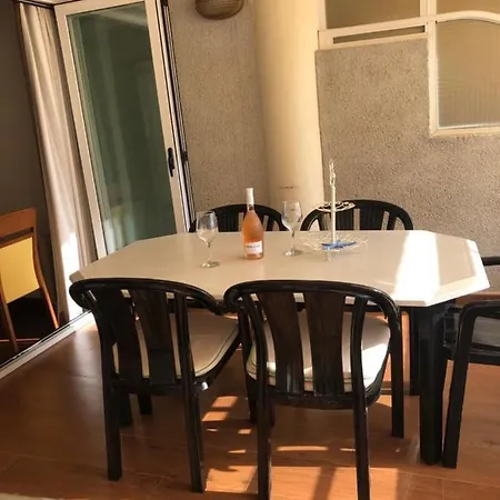 Apartment Mooi Eerste Lijn Te